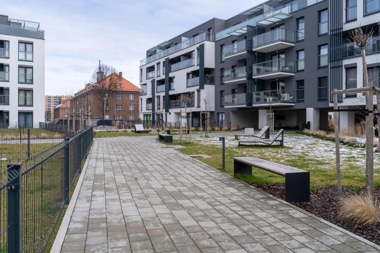 Lotte Apartment - Parking Podziemny, Osiedle Strzezone Gliwice Exterior photo