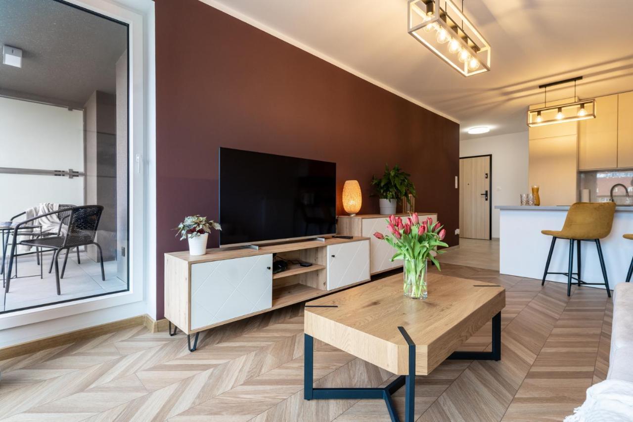 Lotte Apartment - Parking Podziemny, Osiedle Strzezone Gliwice Exterior photo